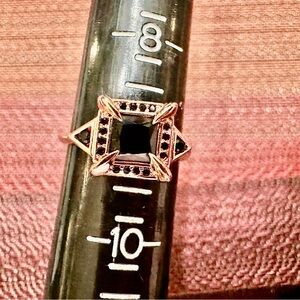 Fragrant Jewels Black and Silver Starburst Ring